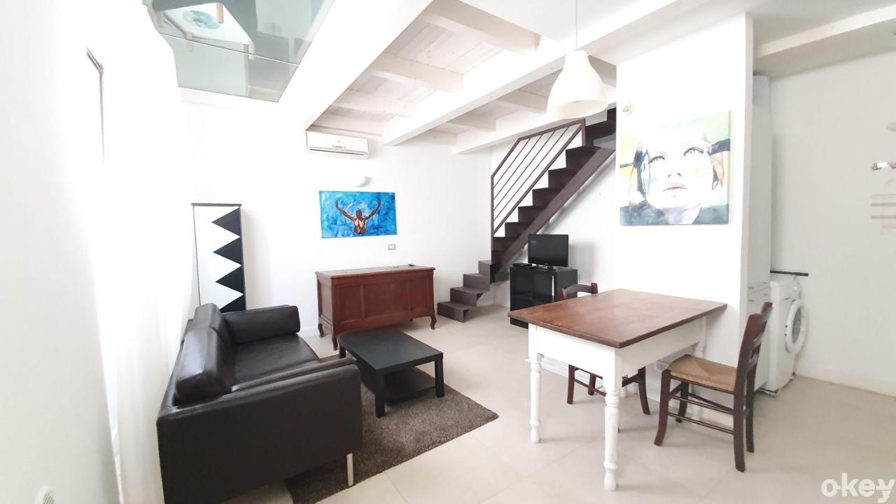 Urban Cottage - Casa Vacanze Bari Bagian luar foto
